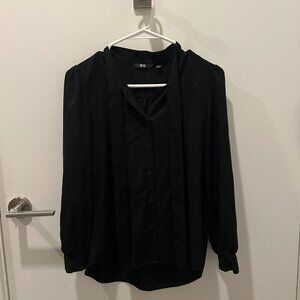 Uniqlo Japan Front Neck Tie Black Blouse
